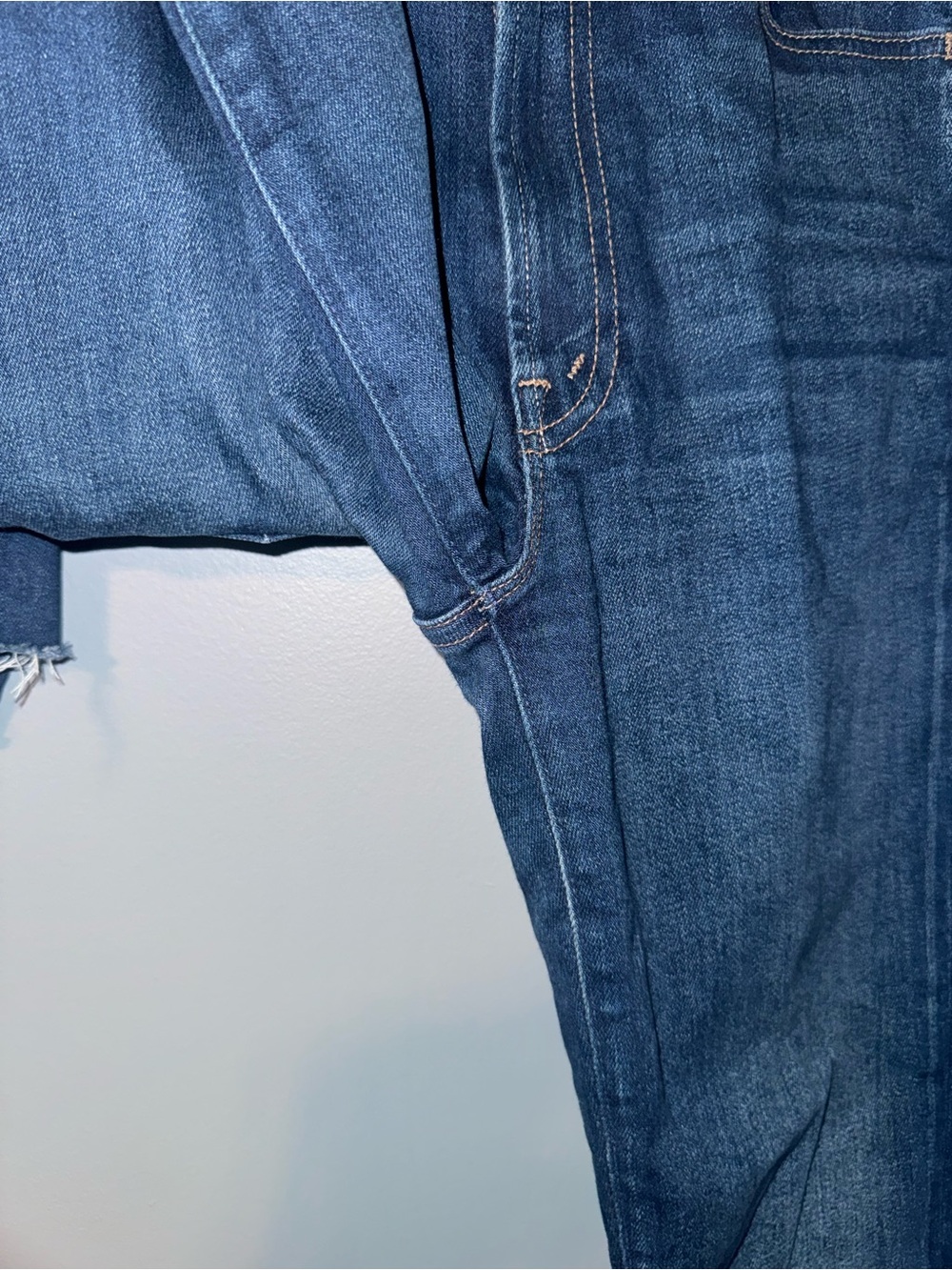 Mother The Hustler Ankle Fray Jeans in Home Movie - Picture 6 of 14
